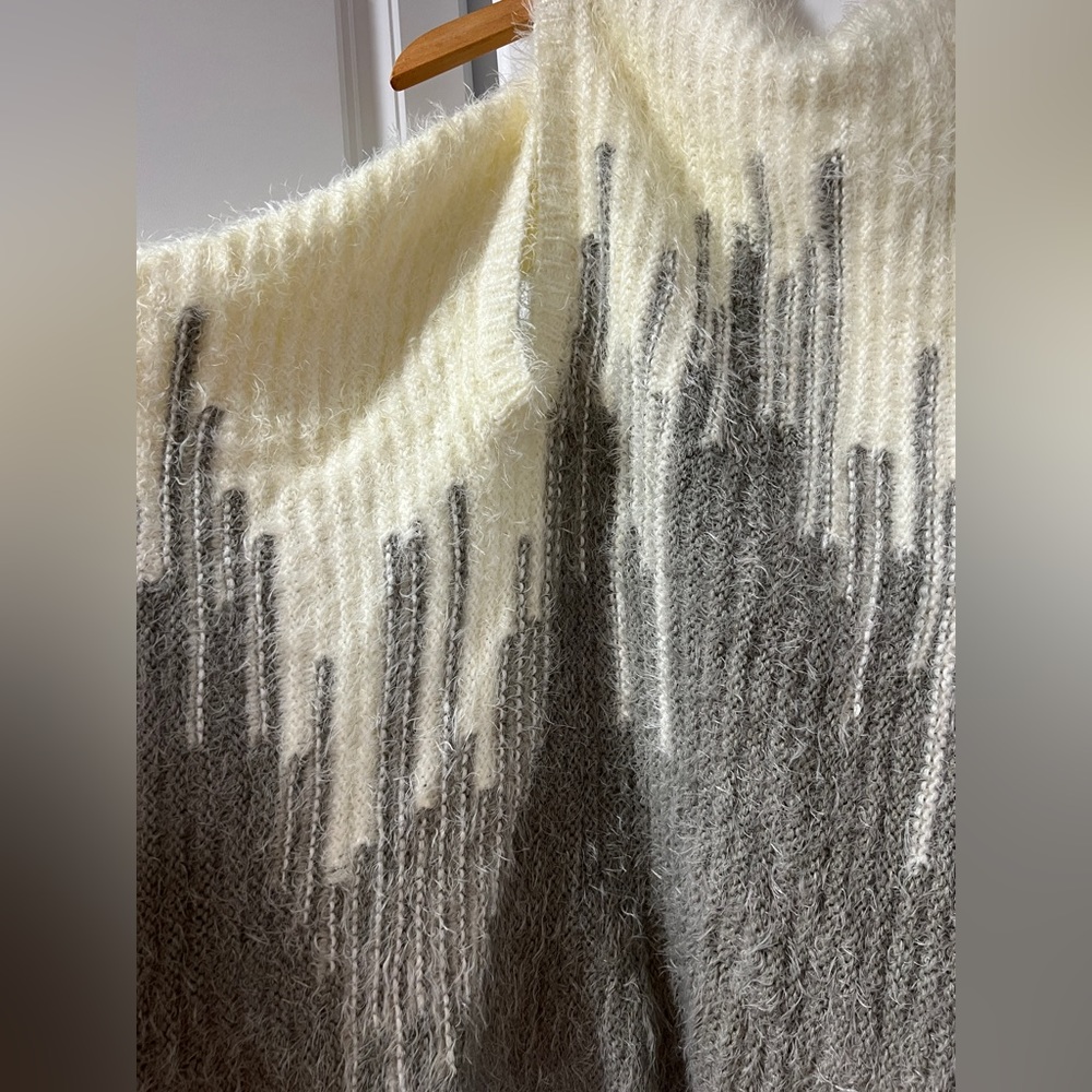 Eyelash Knit Waterfall Collar Vest - Picture 9 of 9